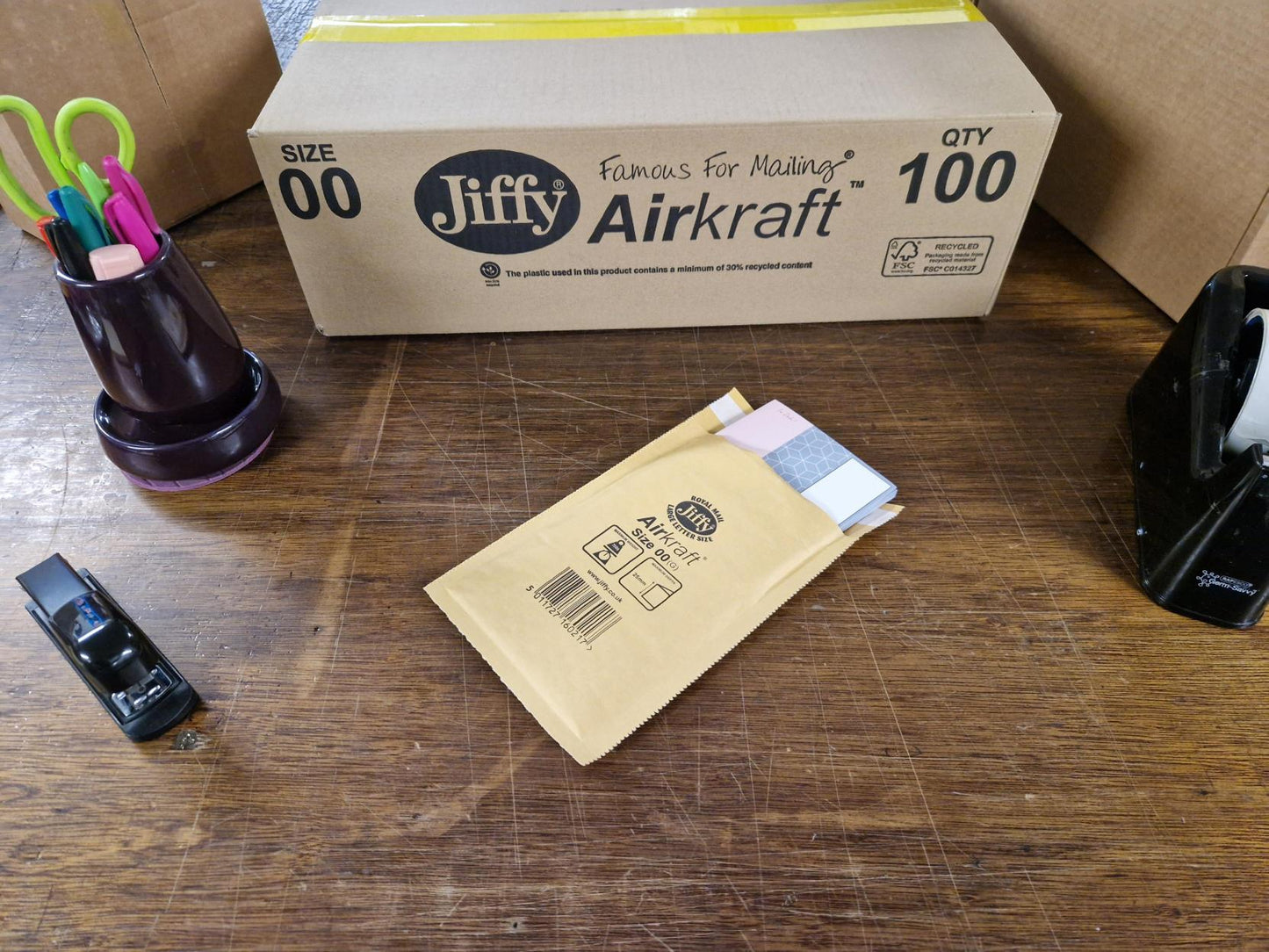Box of Jiffy Airkraft JL00 - 145mm x 210mm